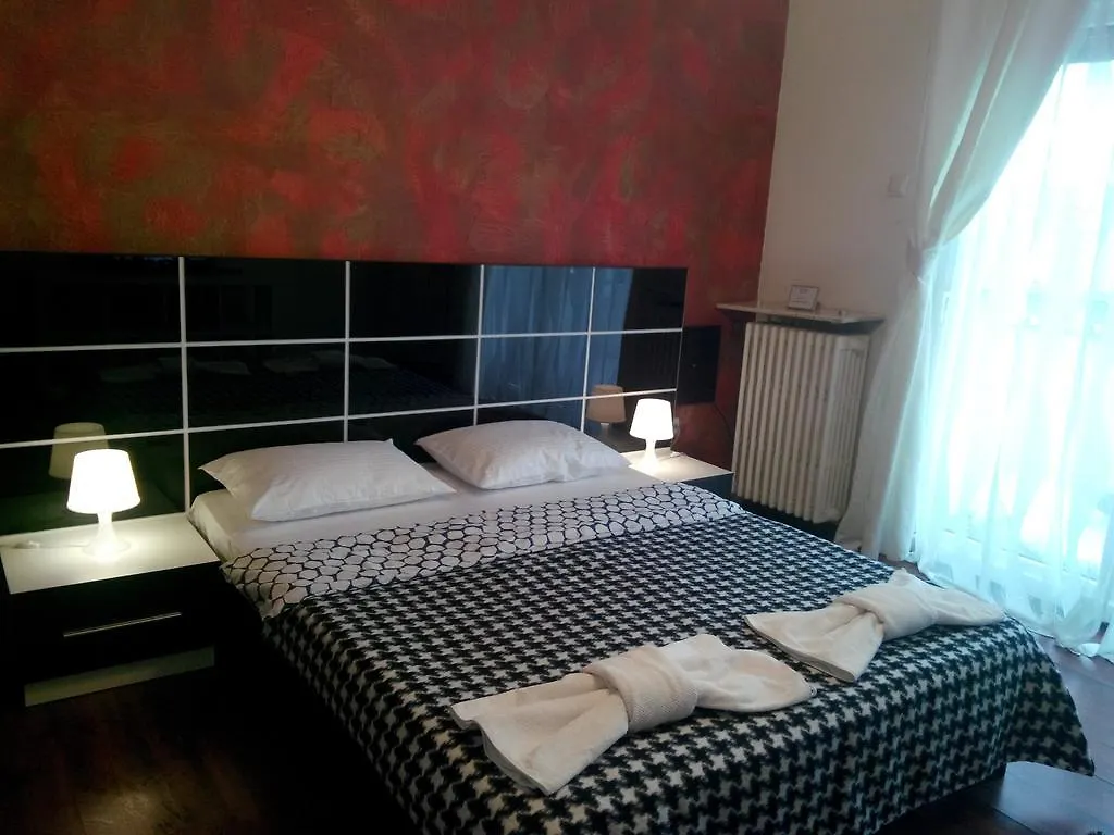 Black & White Hotel Bukareszt Rumunia