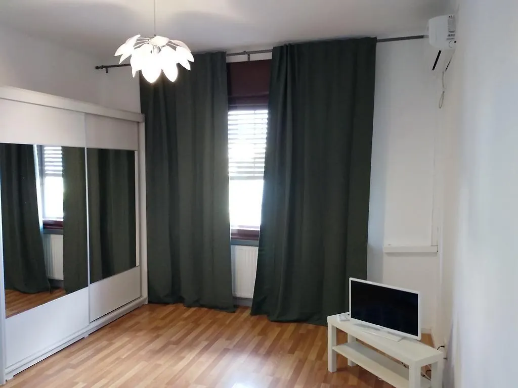 Apartament Black & White Hotel Bukareszt